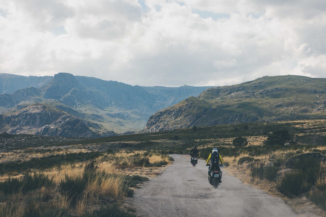 Husqvarna Trek 2025: adventouring alla scoperta del Portogallo